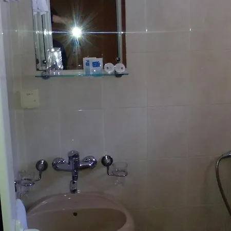 Sobe Za Izdavanje Blef 2* Ovcar Banja